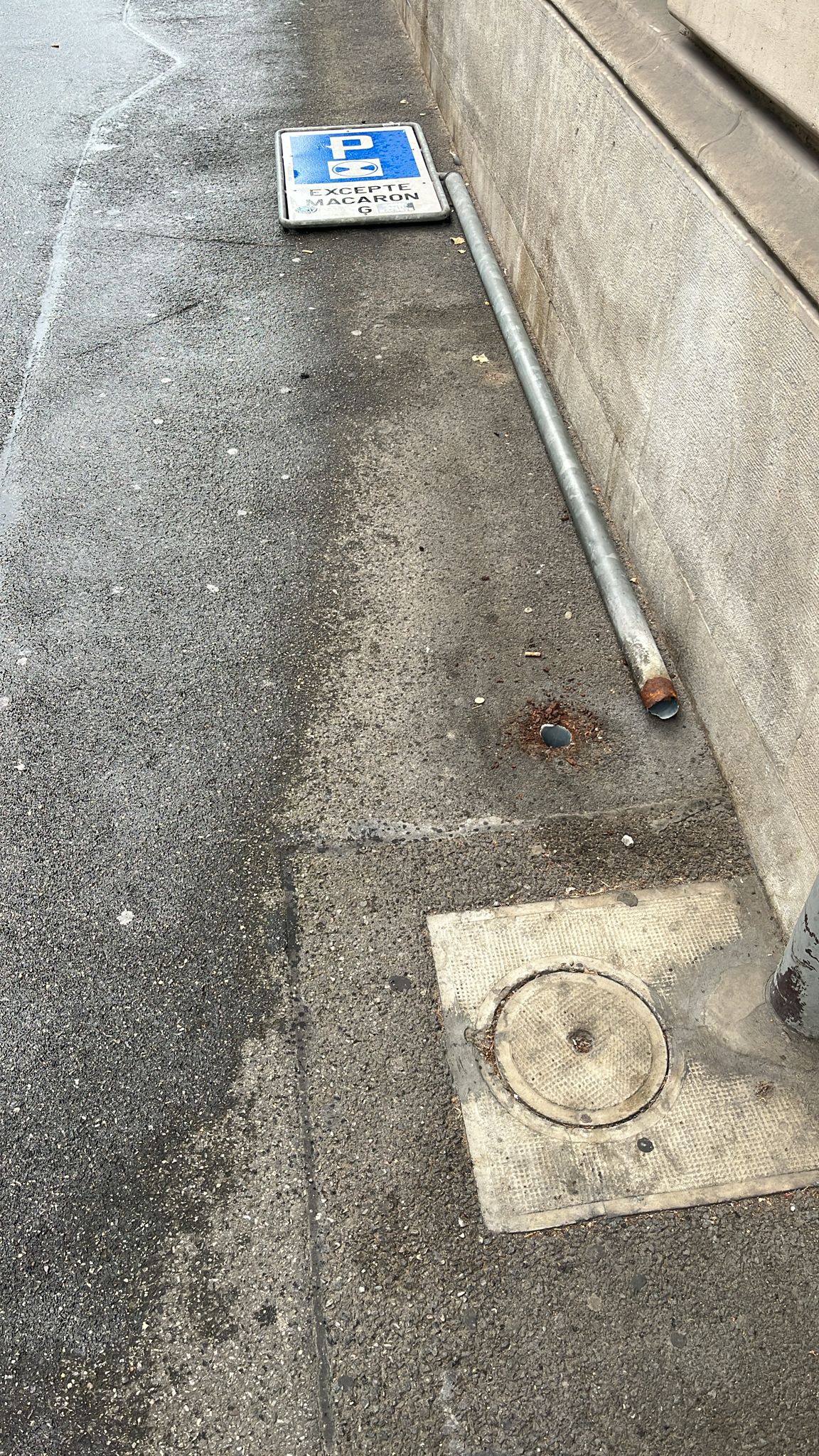 Photo du signalement : Mobilité & signalisation — Chemin Malombré 12, Genève